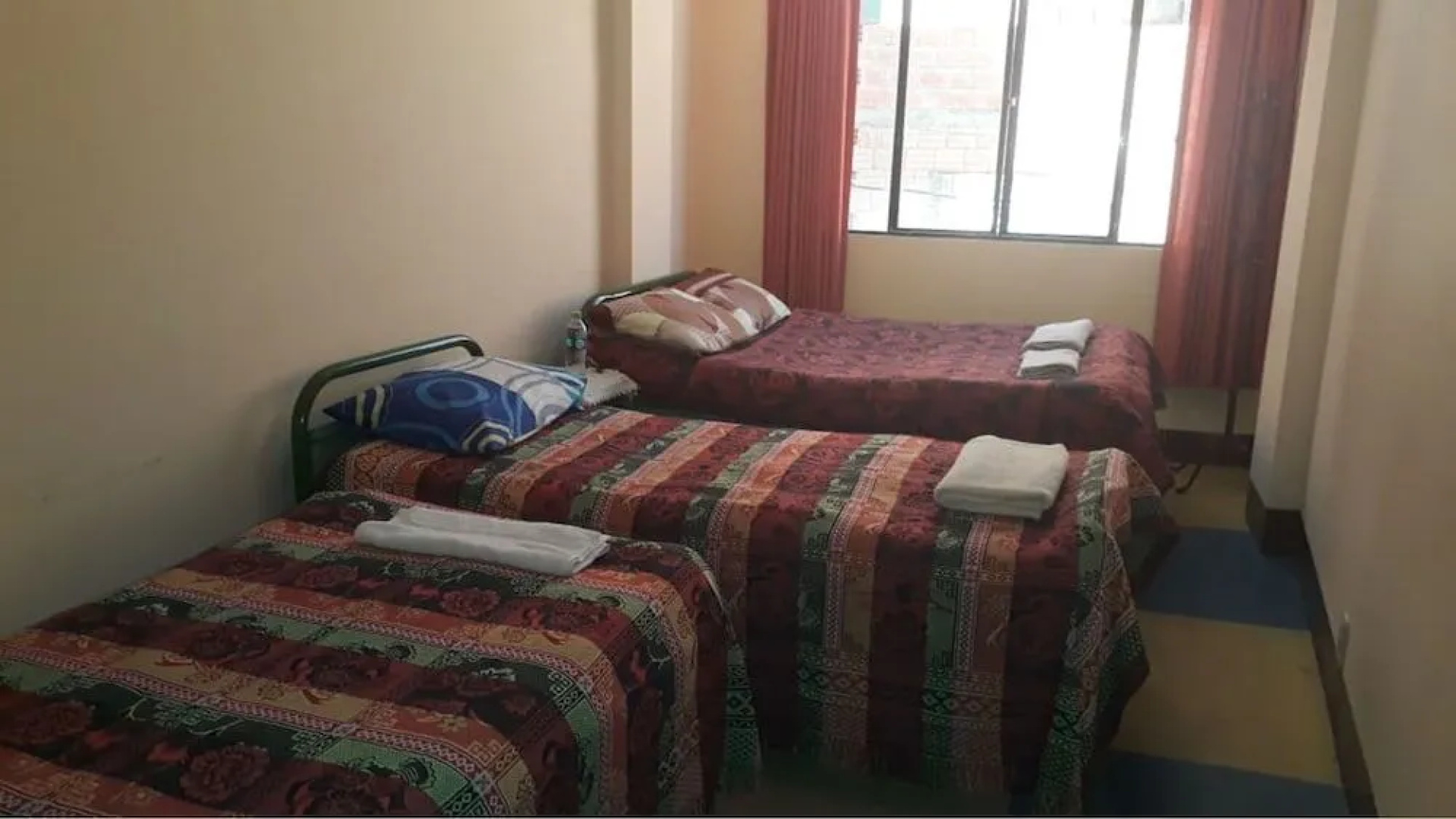 Yo-Lin Hostal