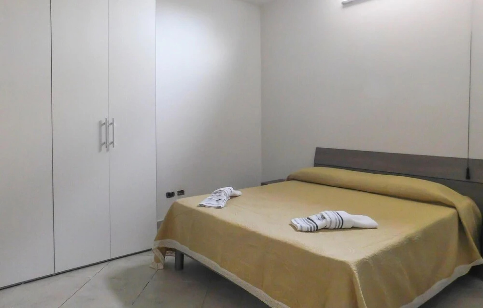 Nice Home in Montepaone With 5 Bedrooms, Wifi and Outdoor Swimming Pool