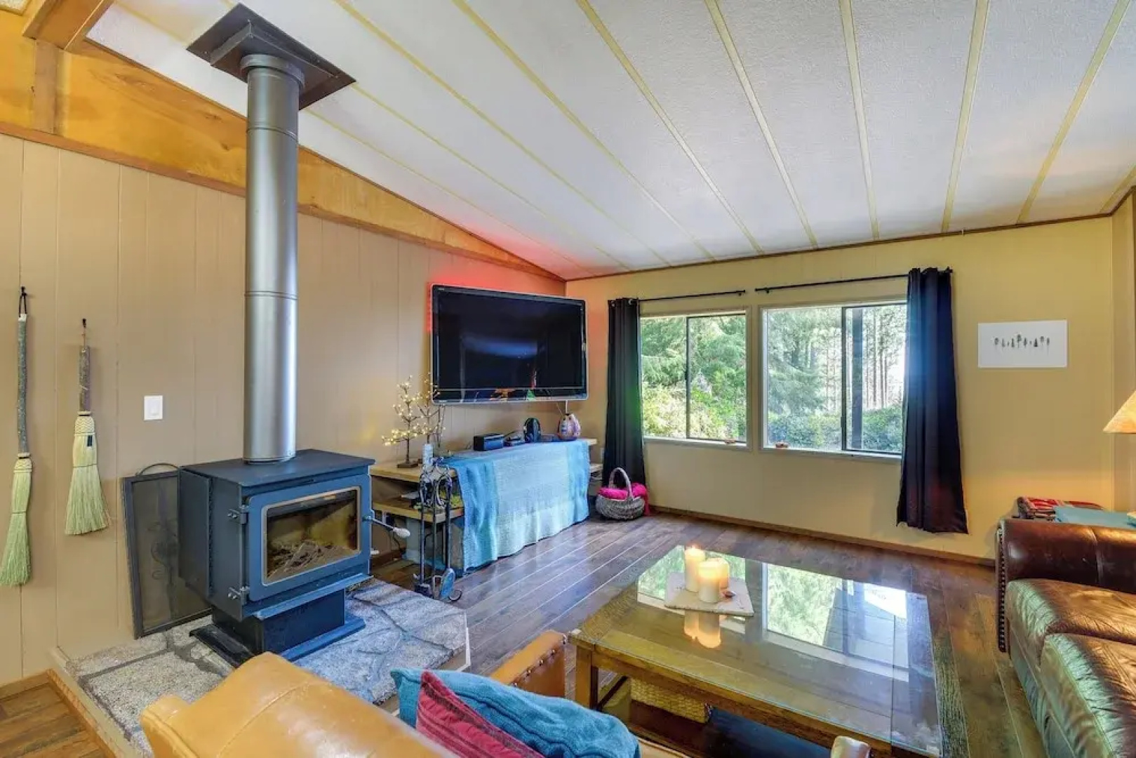 Secluded Port Townsend Retreat: Pets Welcome!