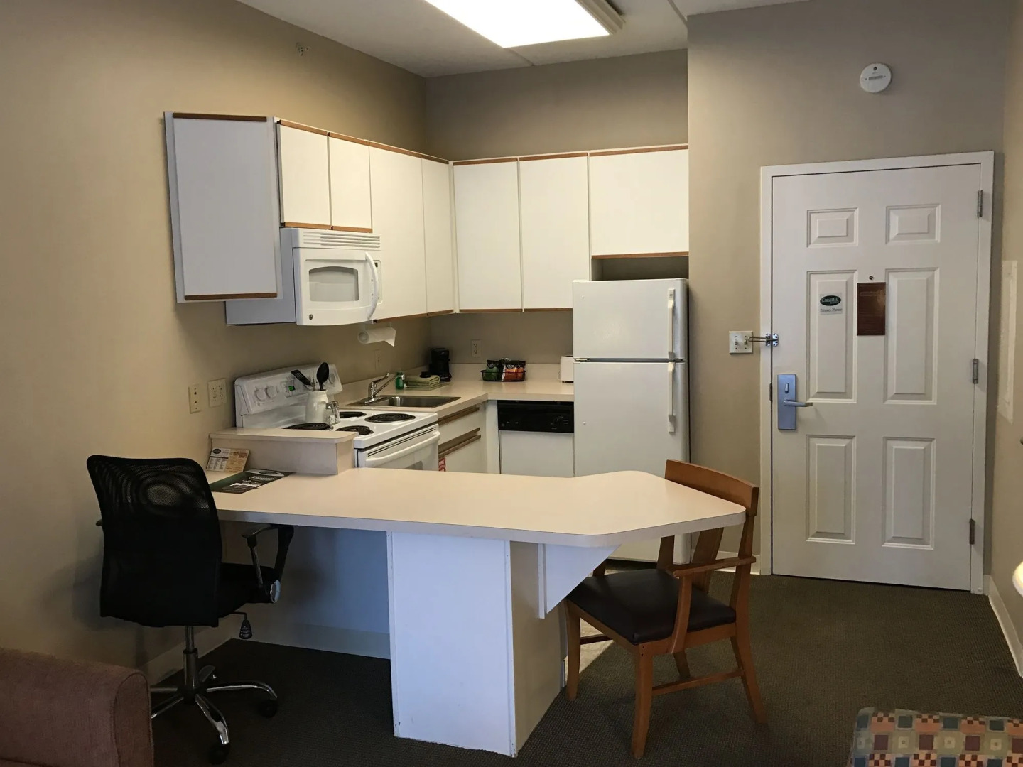 CrestHill Suites SUNY University Albany