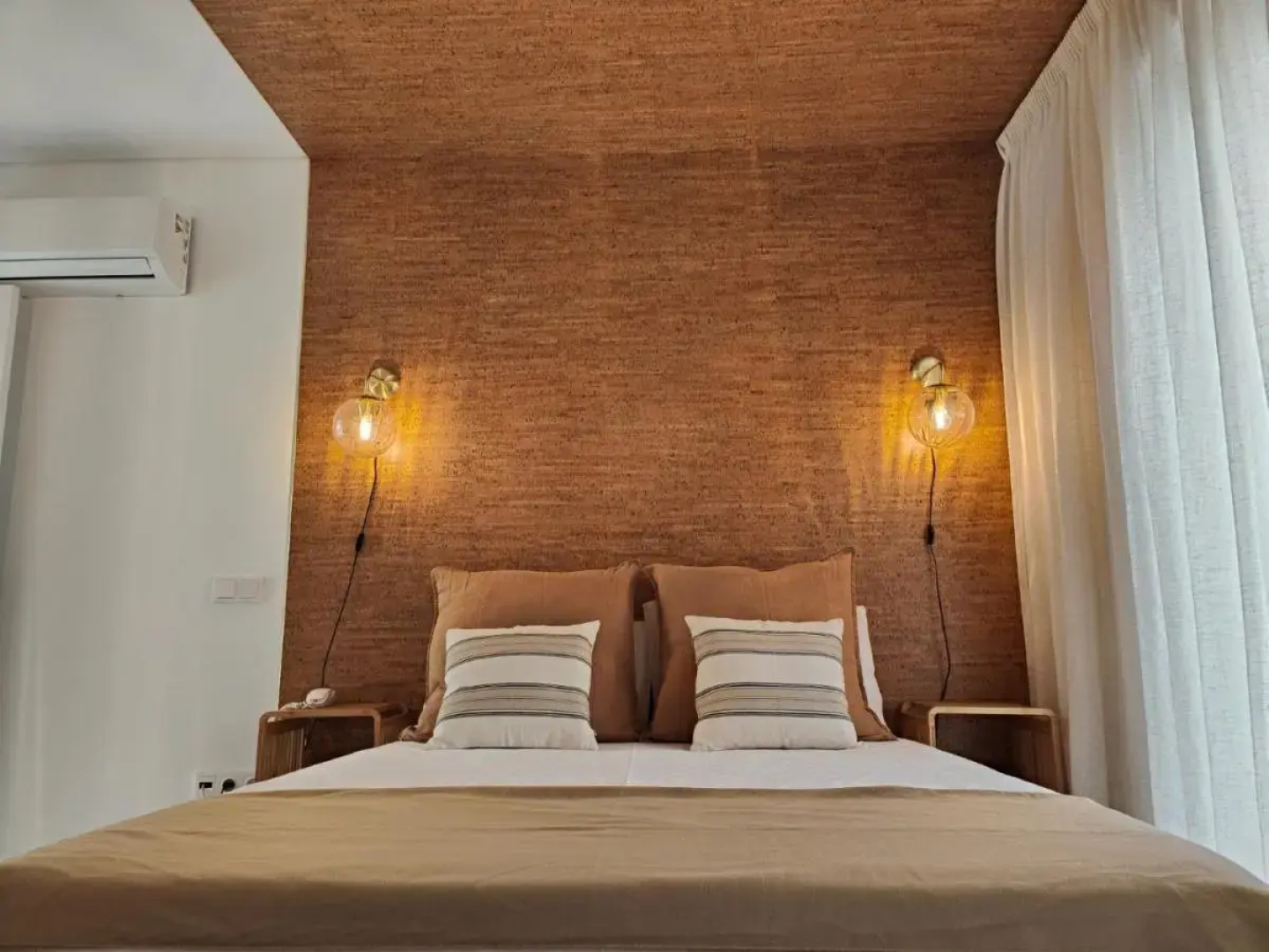 Corkoon Boutique Studios and Apartments