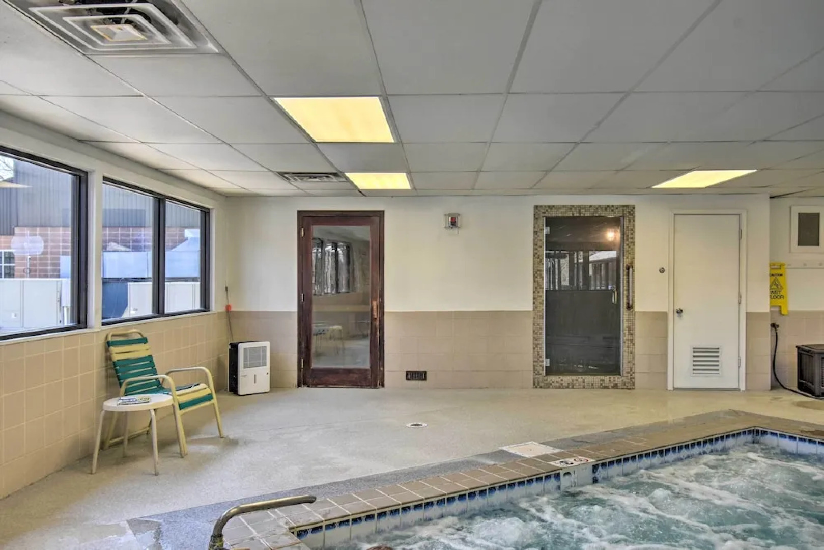 3 Mi to Lake Desoto: Home w/ Furnished Deck!