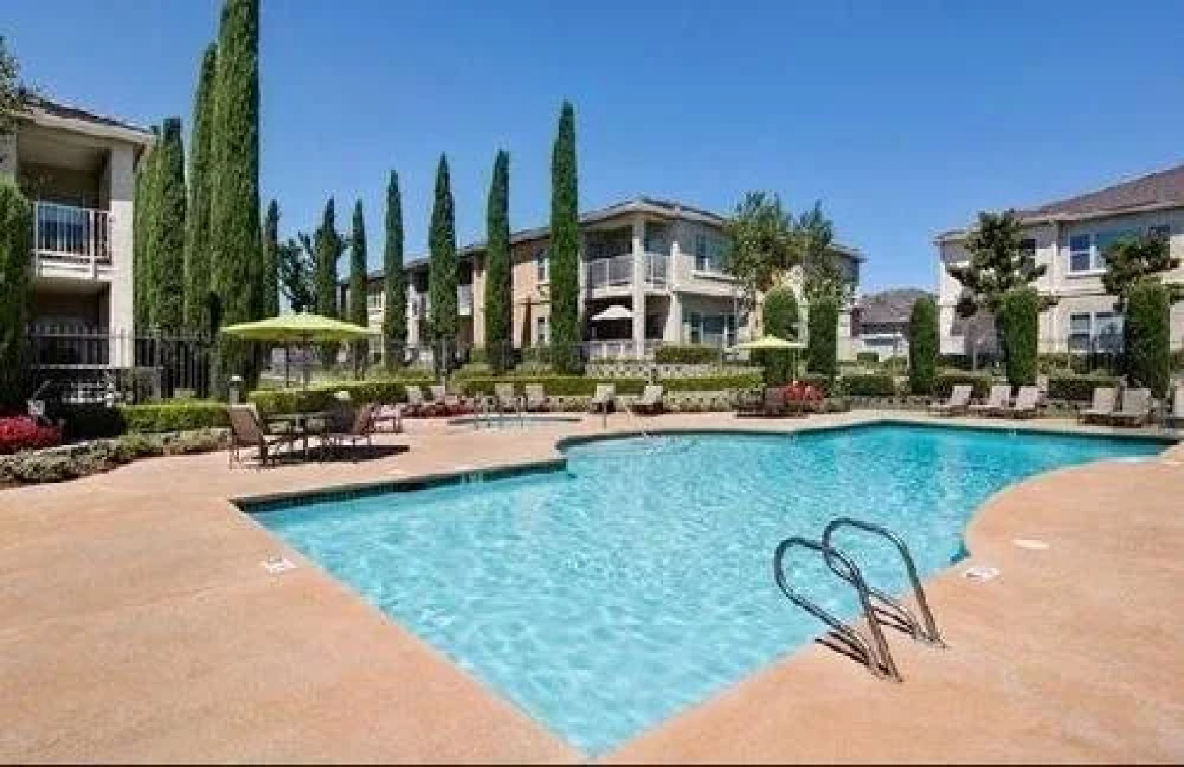 Oakwood at Iron Point