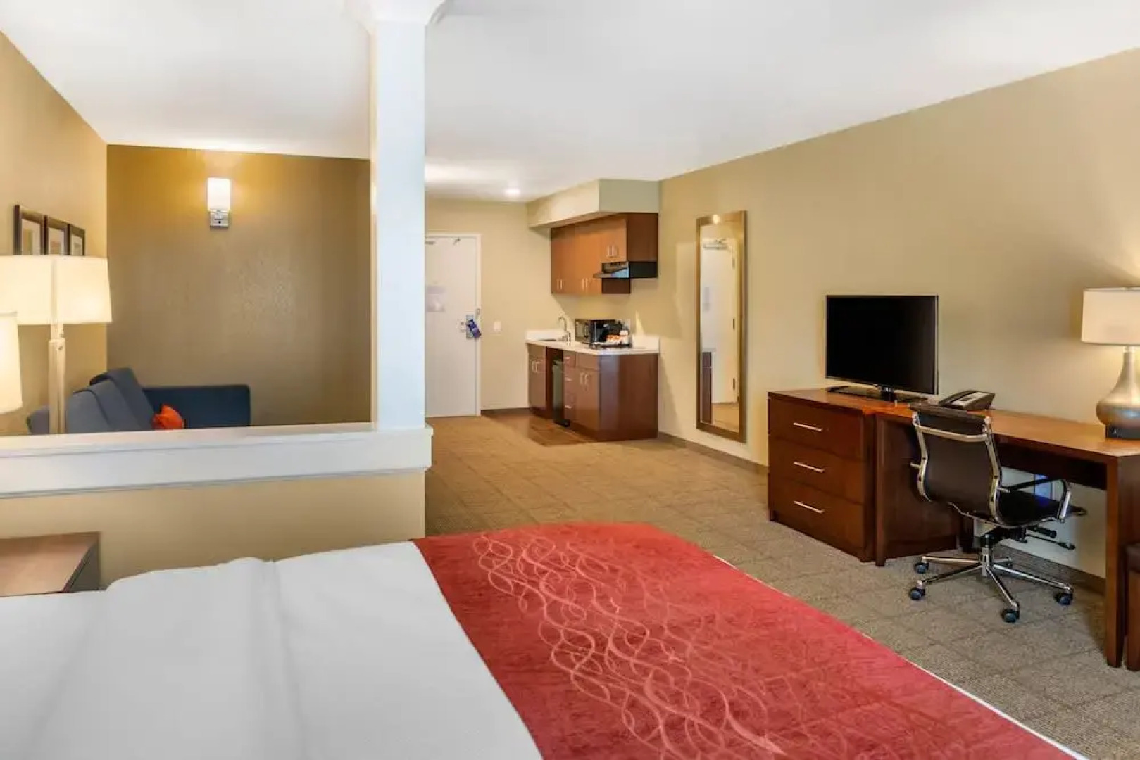 Comfort Inn & Suites