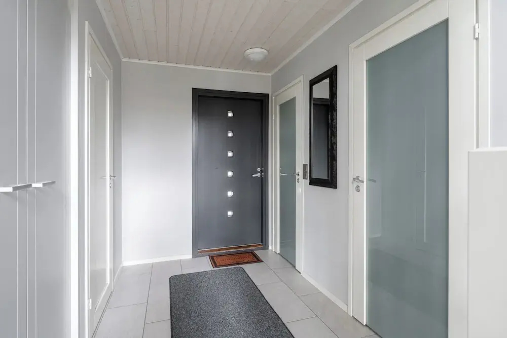Peaceful 2BR Getaway Cabin at Riihivuori