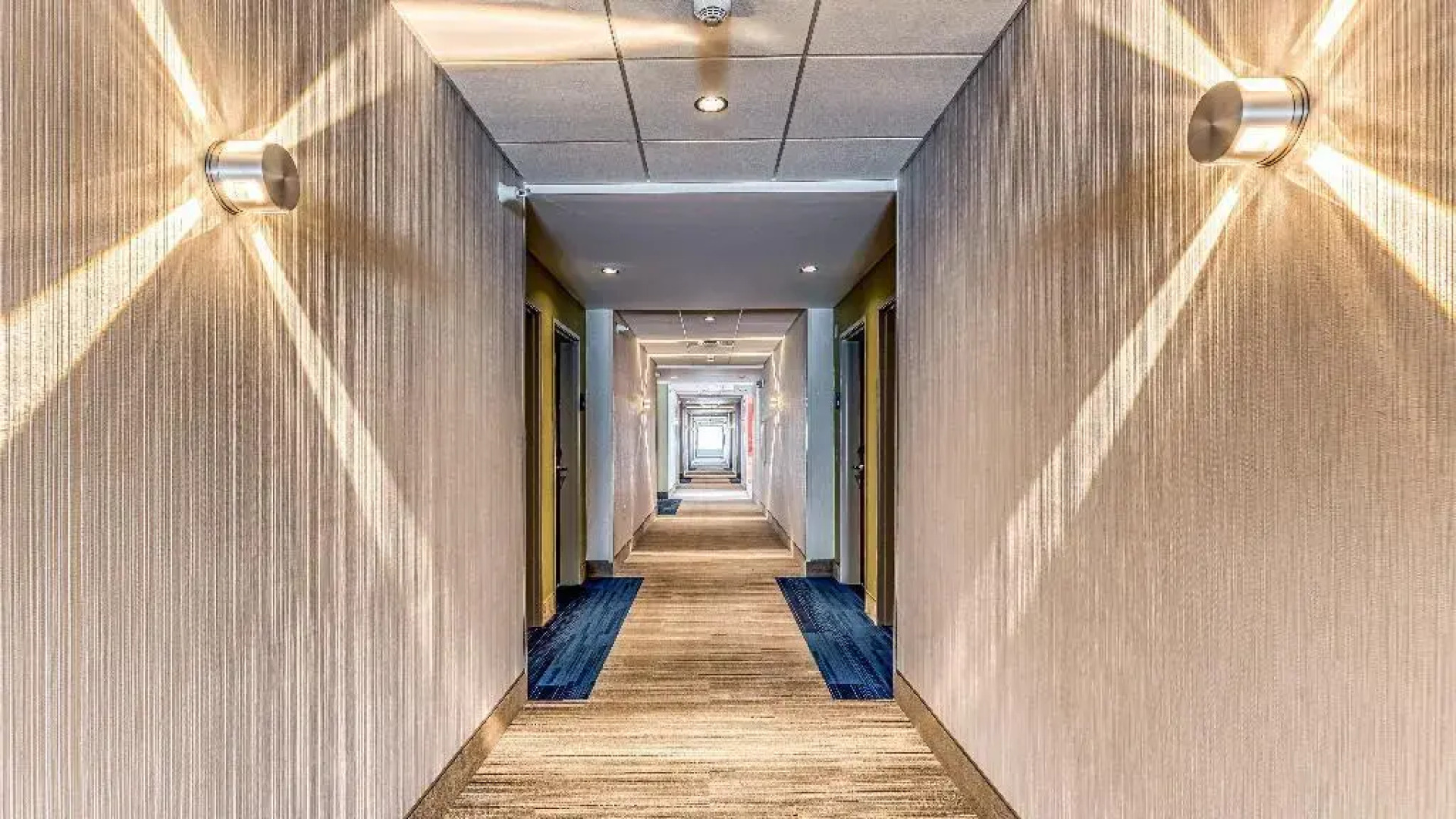 Holiday Inn Express & Suites Rantoul by IHG