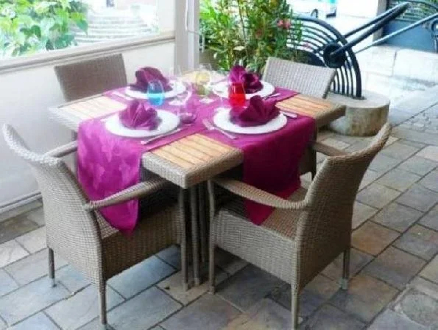 Hôtel Restaurant Besson La Taverne