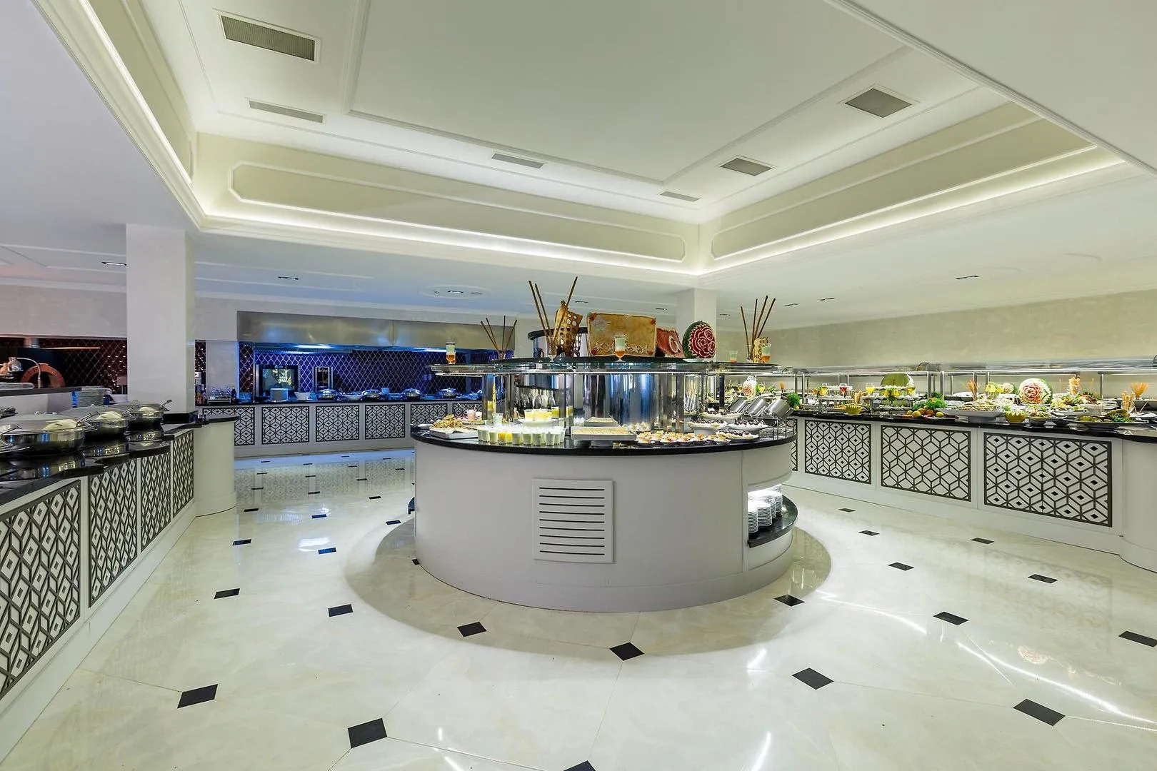 Long Beach Club Nature