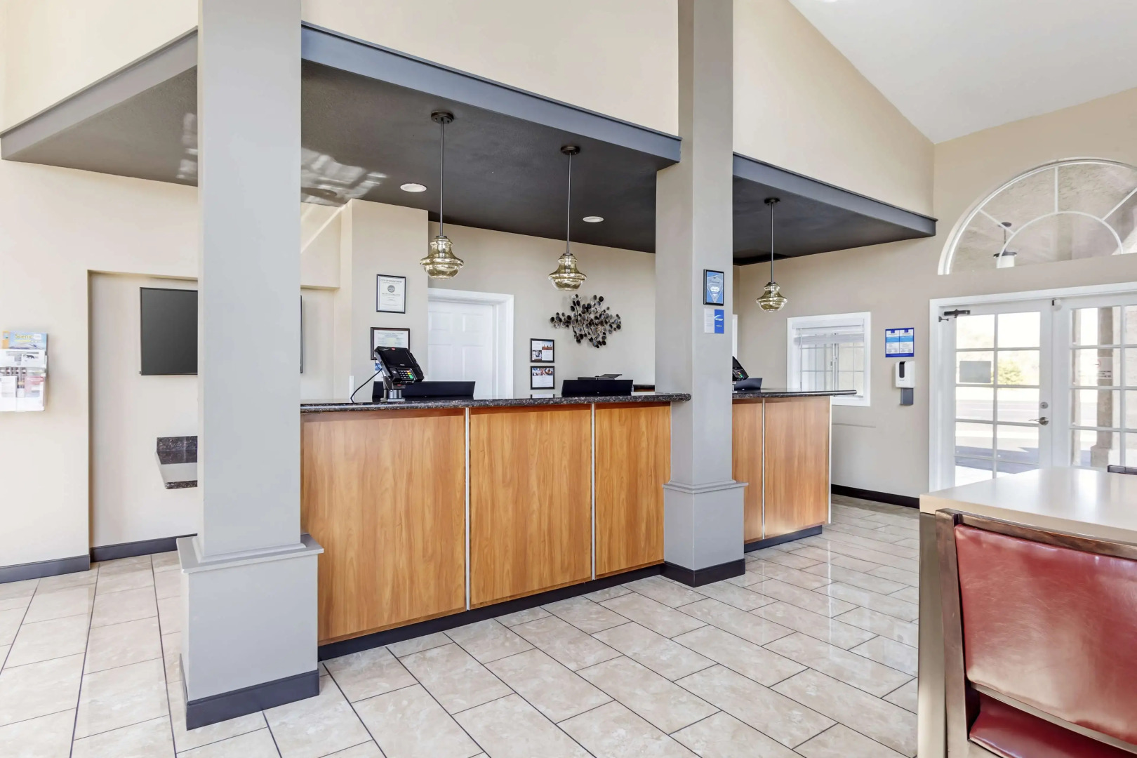 Best Western China Lake Inn