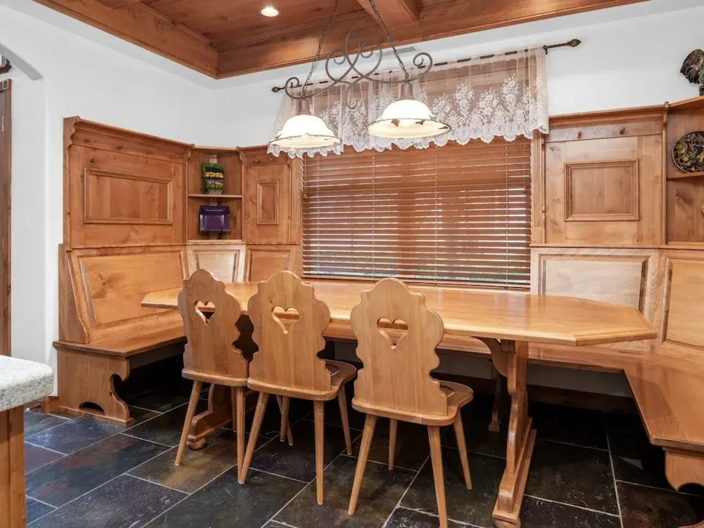 Adventure Hub~backcountry Skisnowmobilescuba Diving 734 3 Bedroom Townhouse