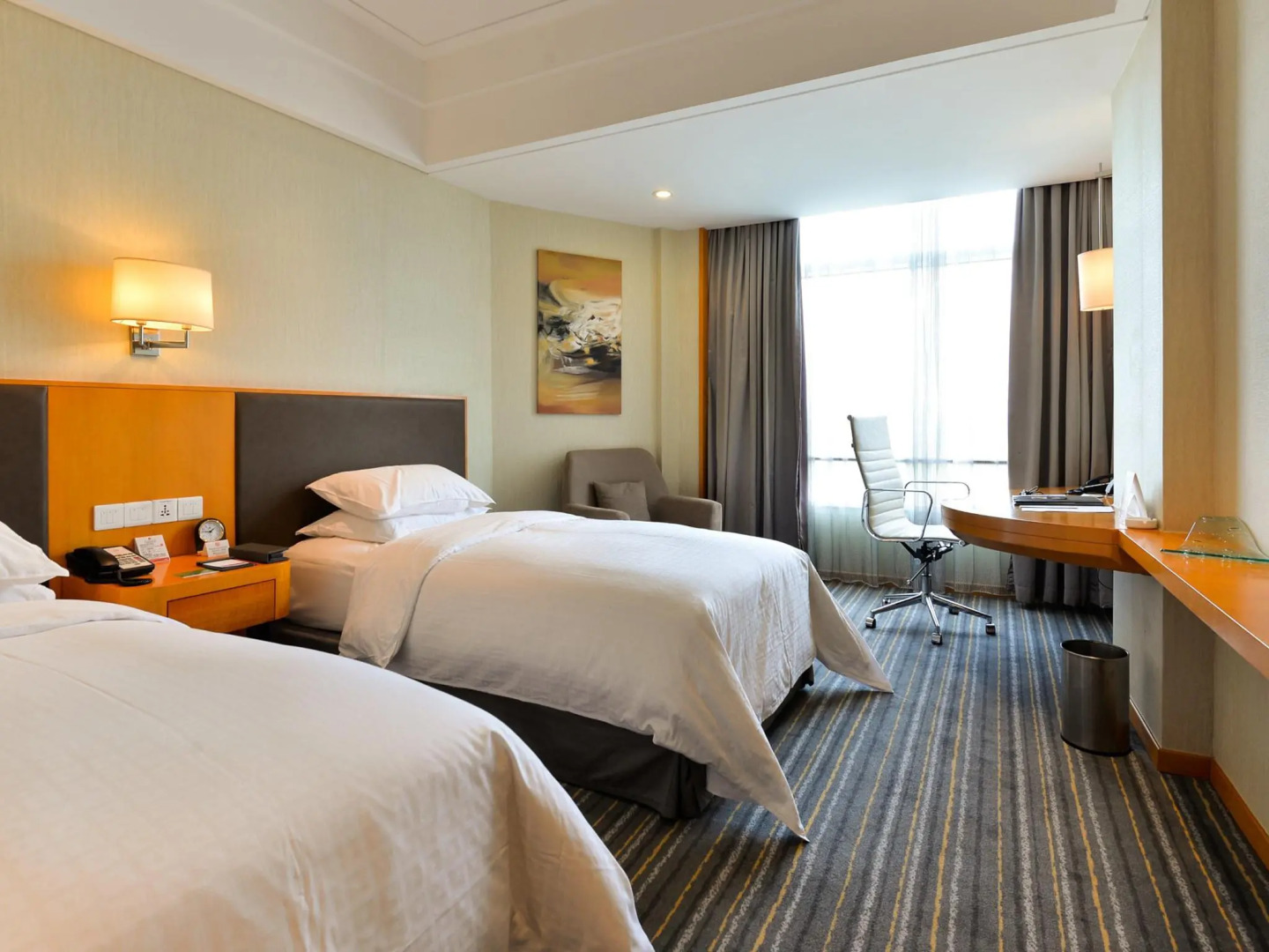 Отель Ramada Plaza by Wyndham Shanghai Pudong Airport
