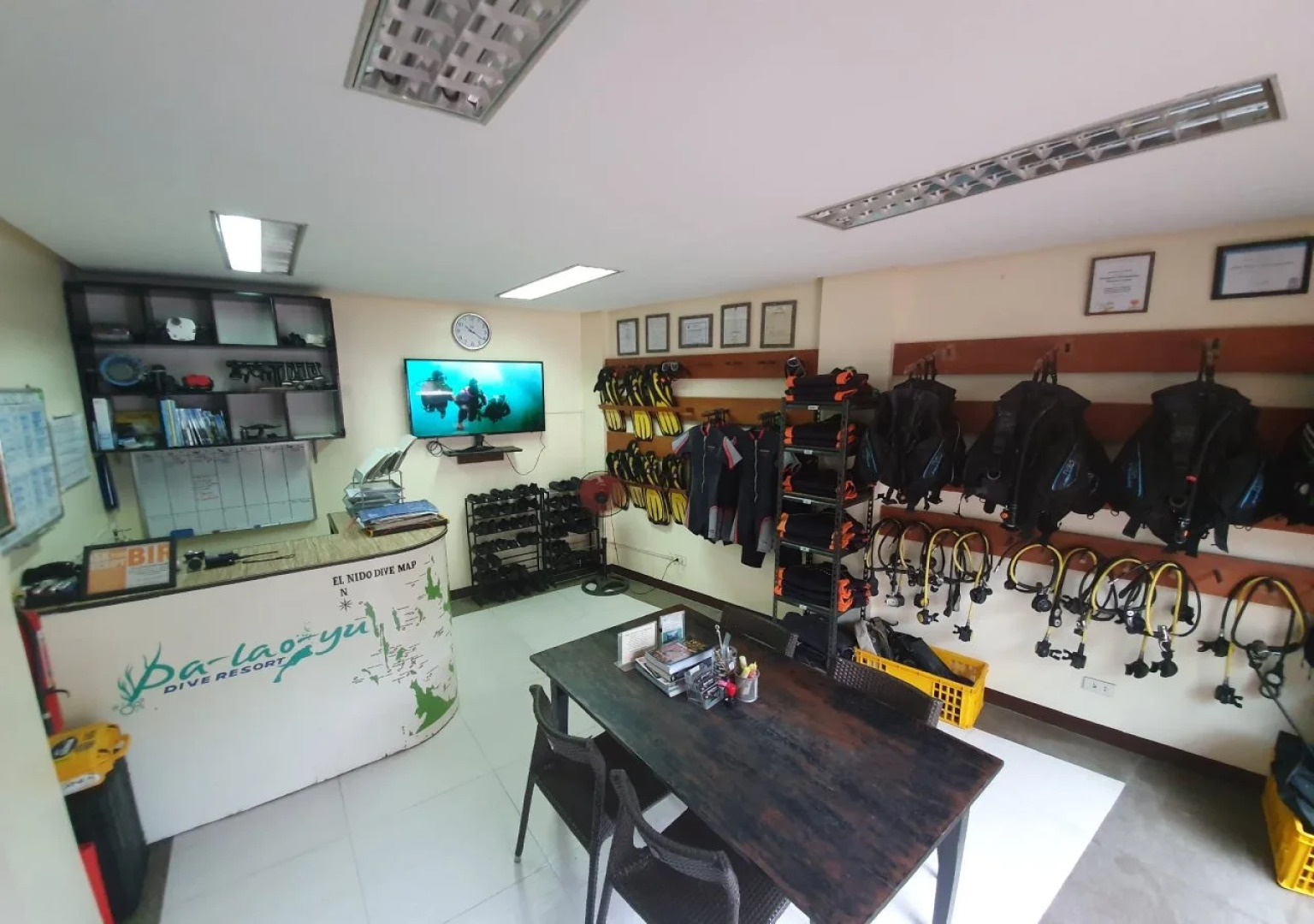 Pa Lao Yu Dive Resort