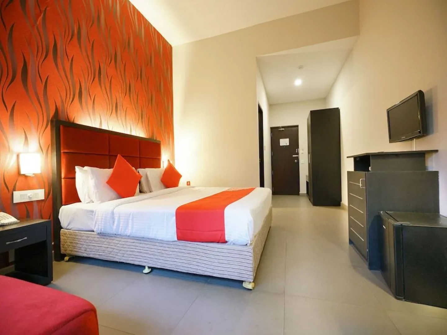 Capital O 15754 Mookkannoor Tourist Home