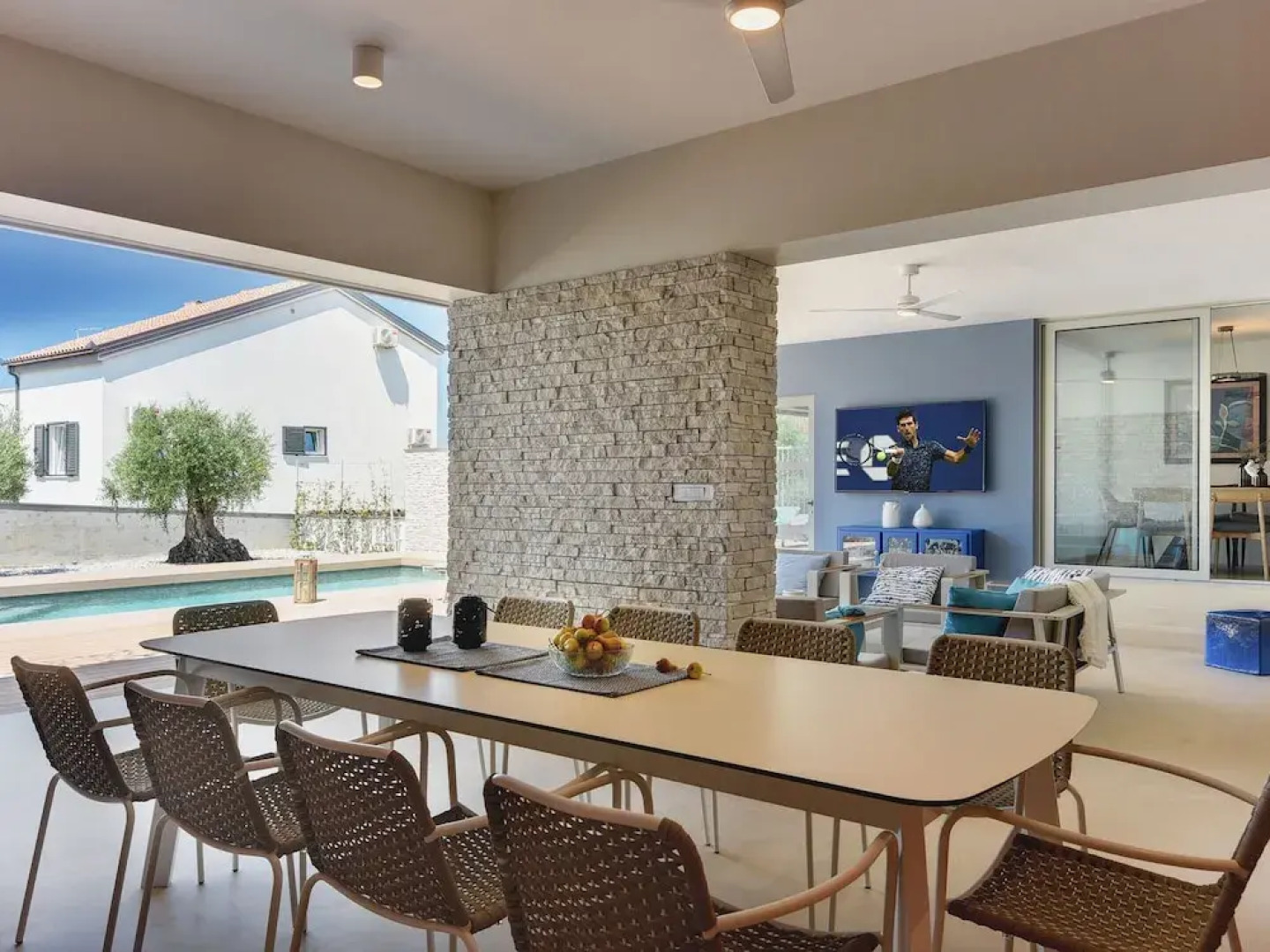 Villa in Stinjan With Pool and Sea View