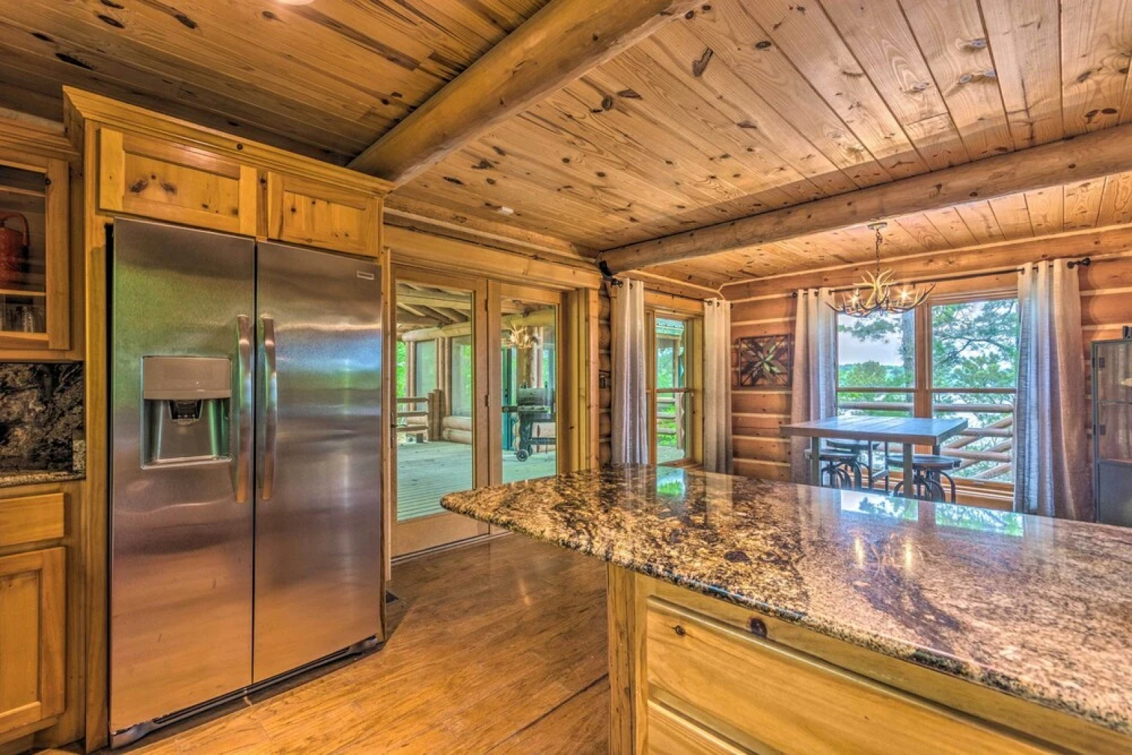 Private Dock & Slip: Lake Hamilton Hideaway!