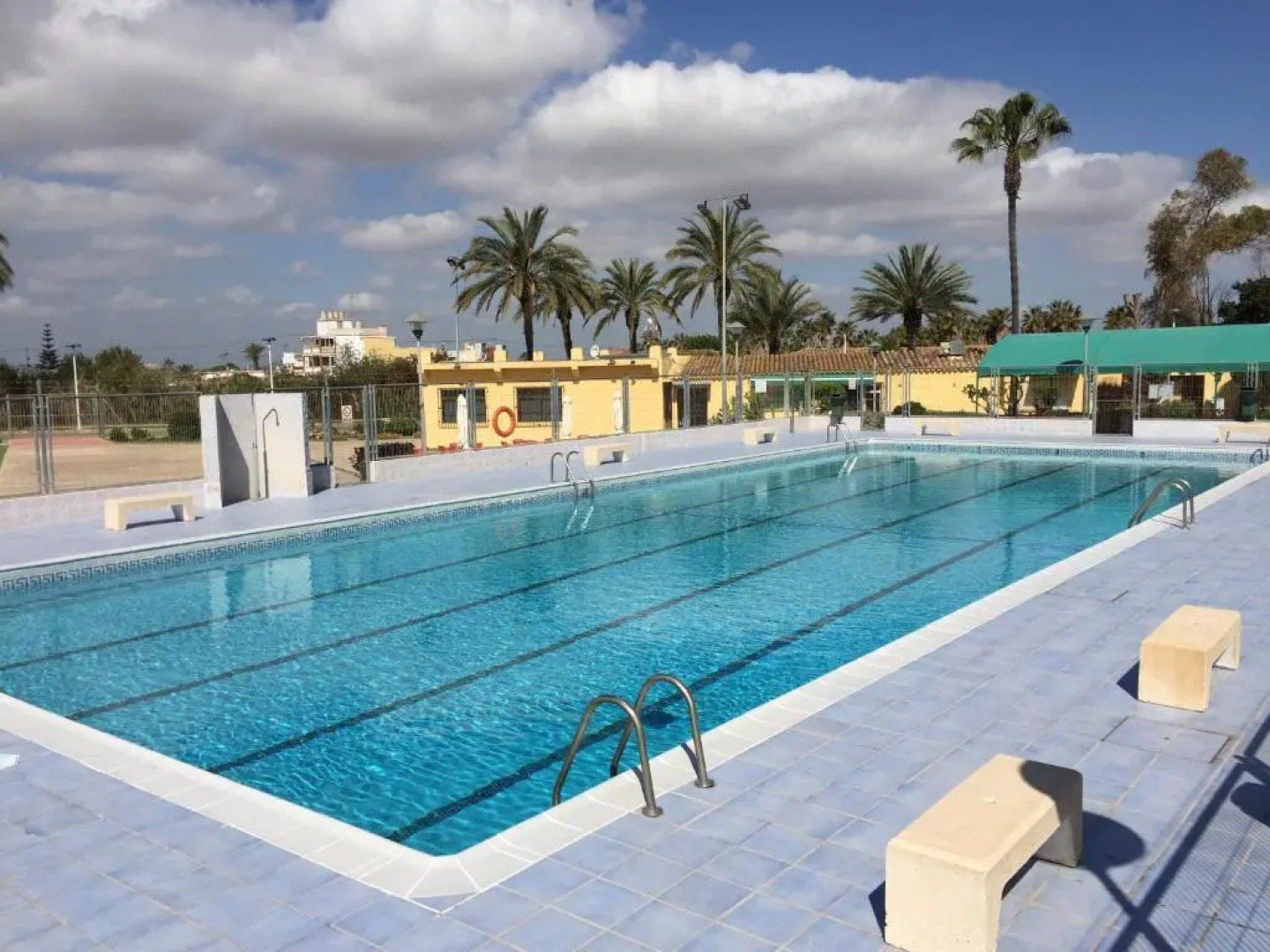 Large Apartment with Sea Views