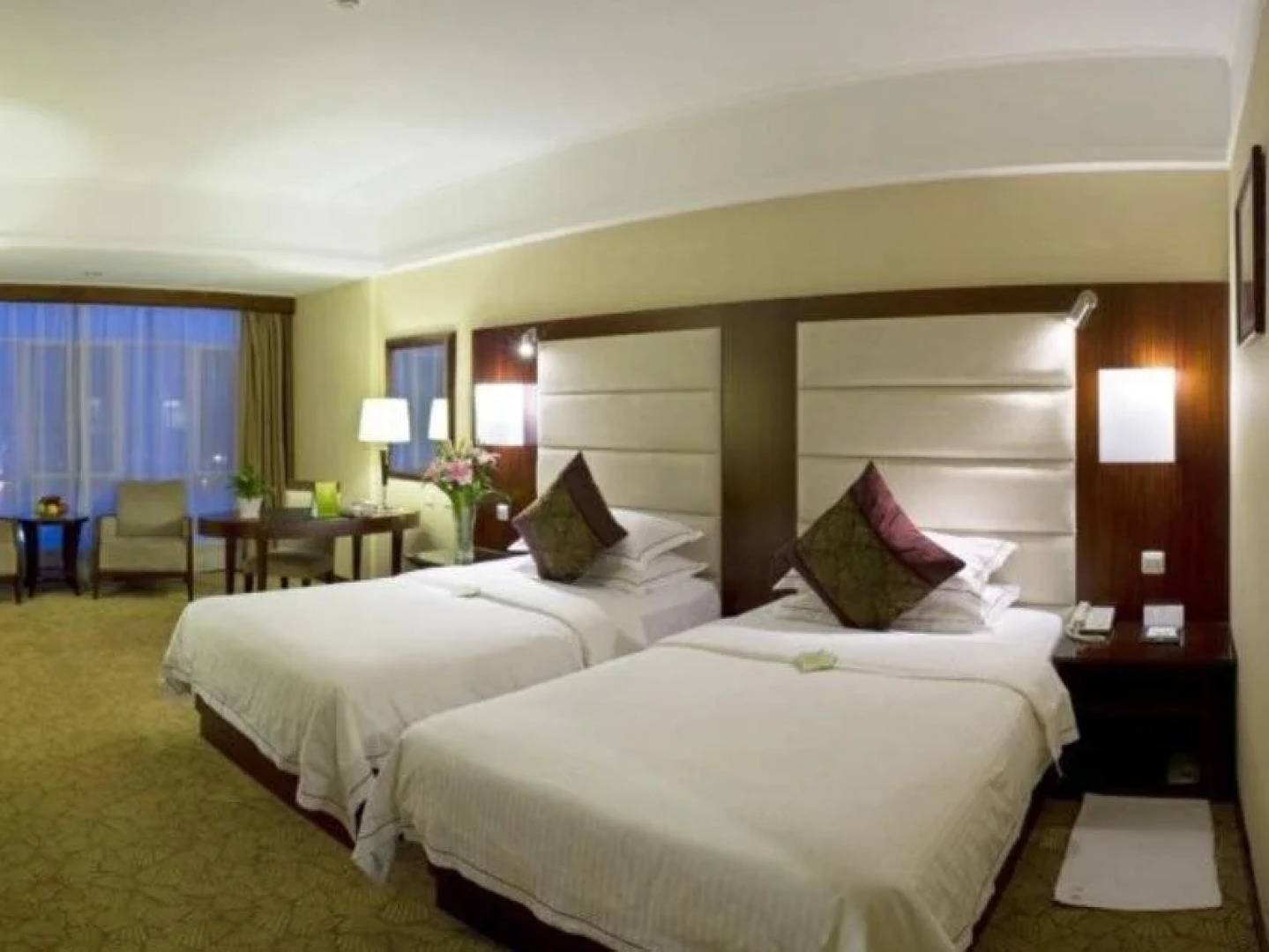 Spring City Garden Hotel (Yingbin Building)