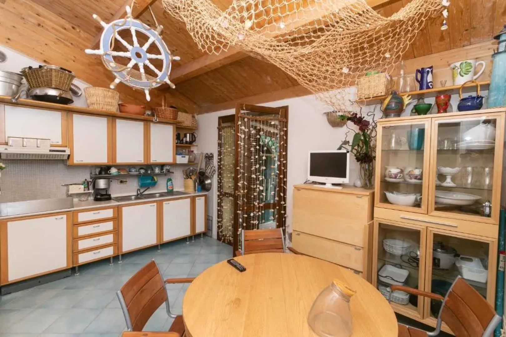 N233 - Numana, bilocale in residence con piscina