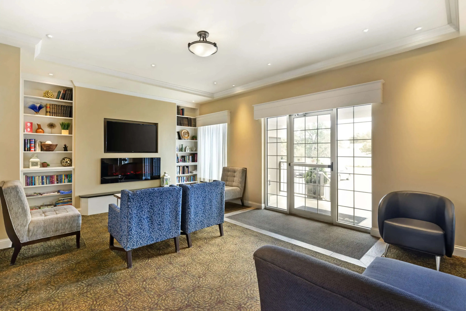 Best Western Plus Longbranch Hotel & Convention Center