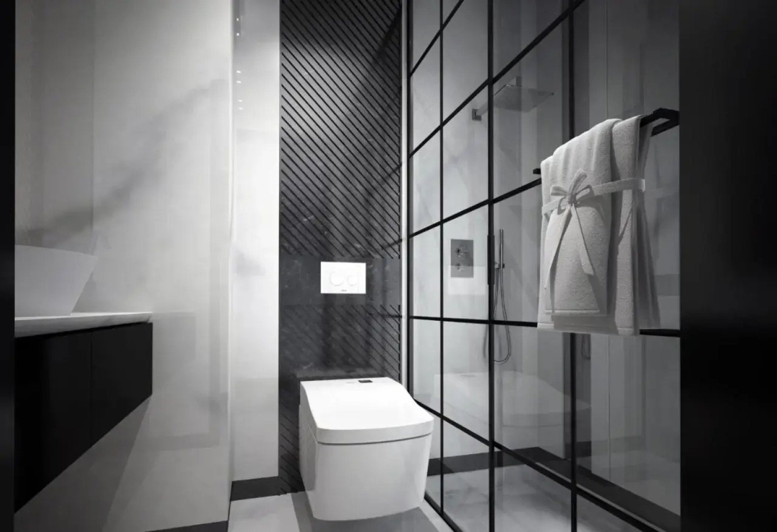 Lucky Monkey Midi Hotel