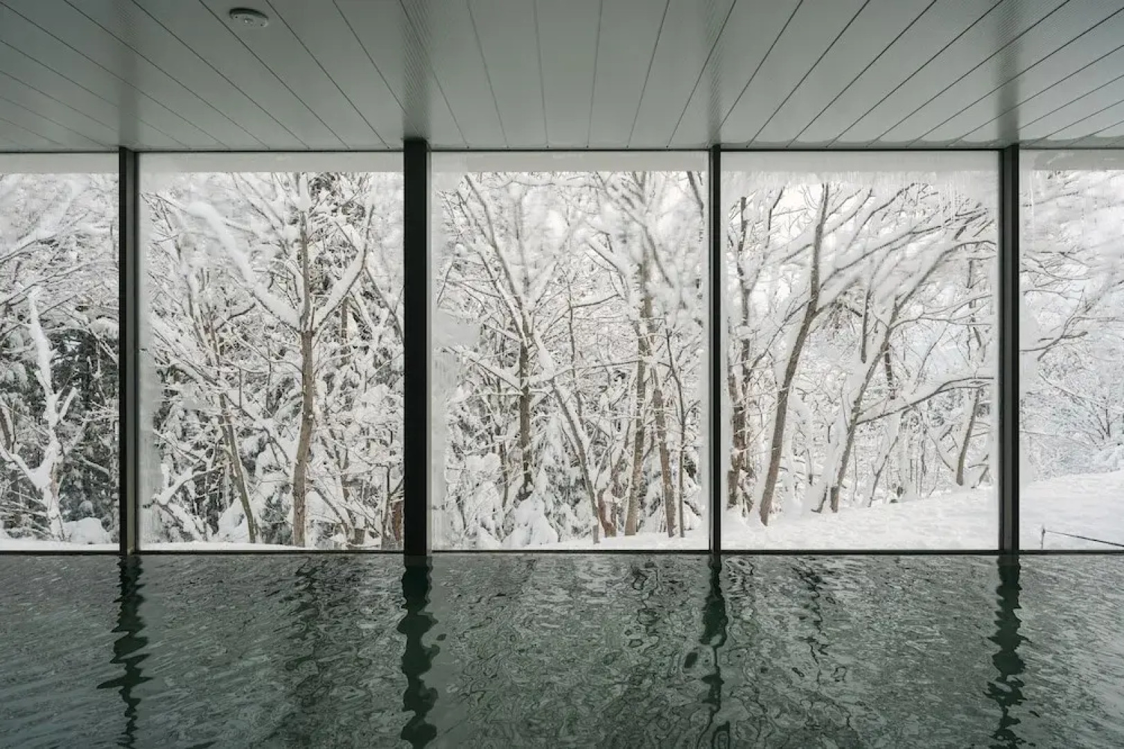 Snow Peak FIELD SUITE SPA HEADQUARTERS