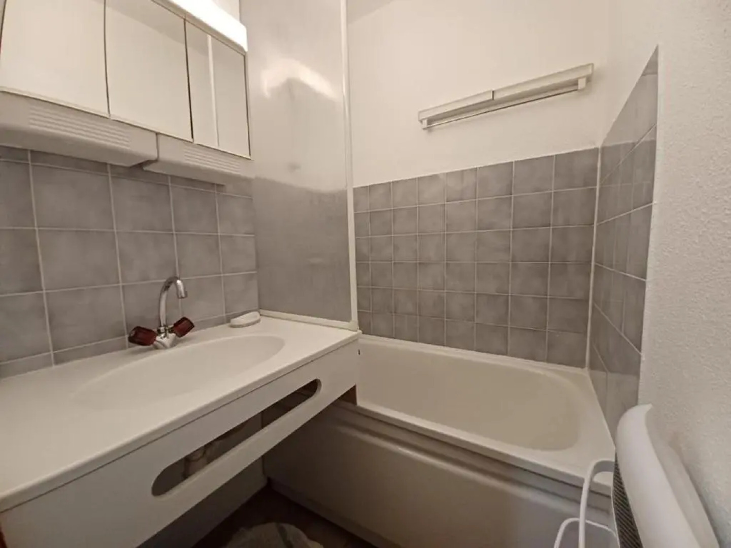 Appartement Le Biot, 2 pièces, 6 personnes - FR-1-573-106