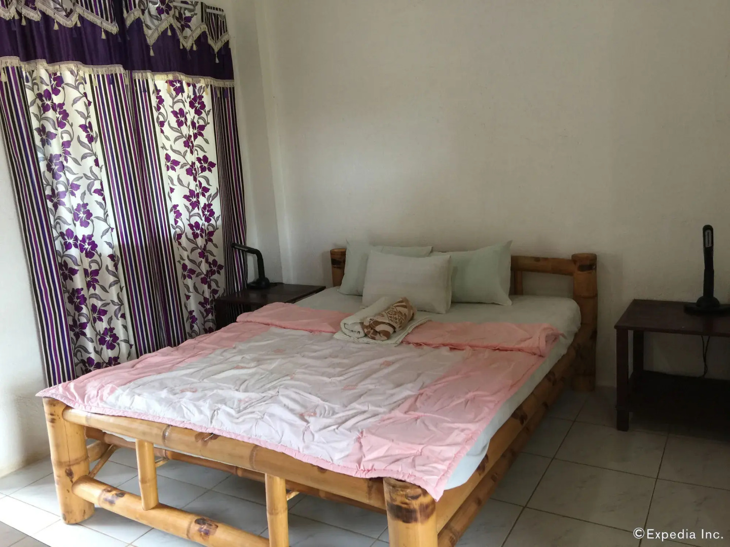 Acacia Sunset Village Inn