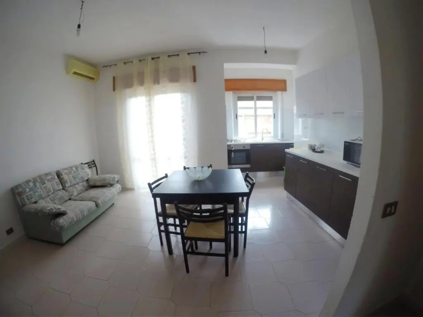 Apartment 500m from the sea