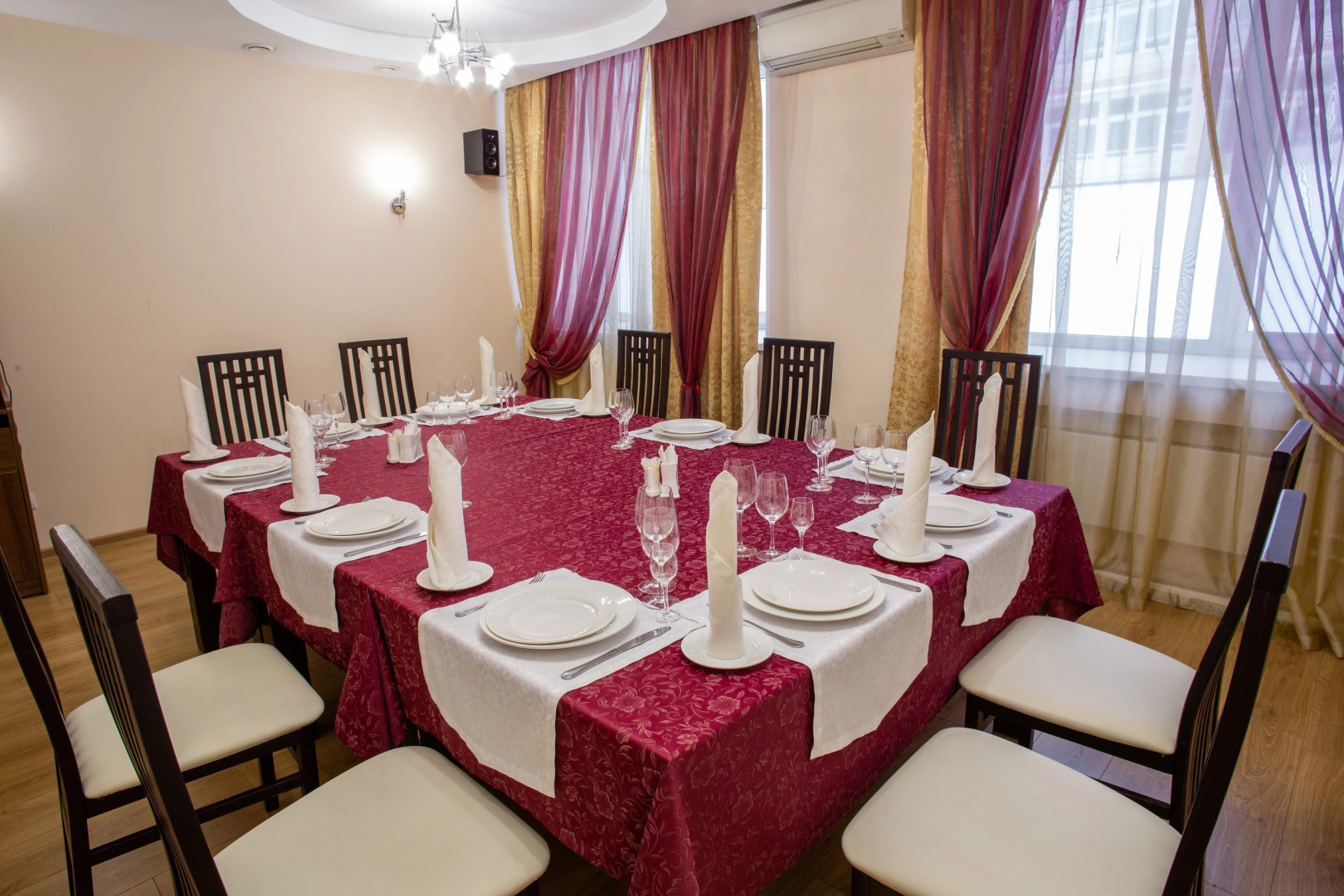 Avrora otel' Prokop'evsk