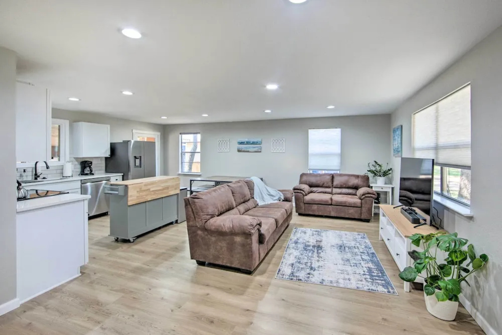 On-site Boat Launch: Gun Barrel City Lake House