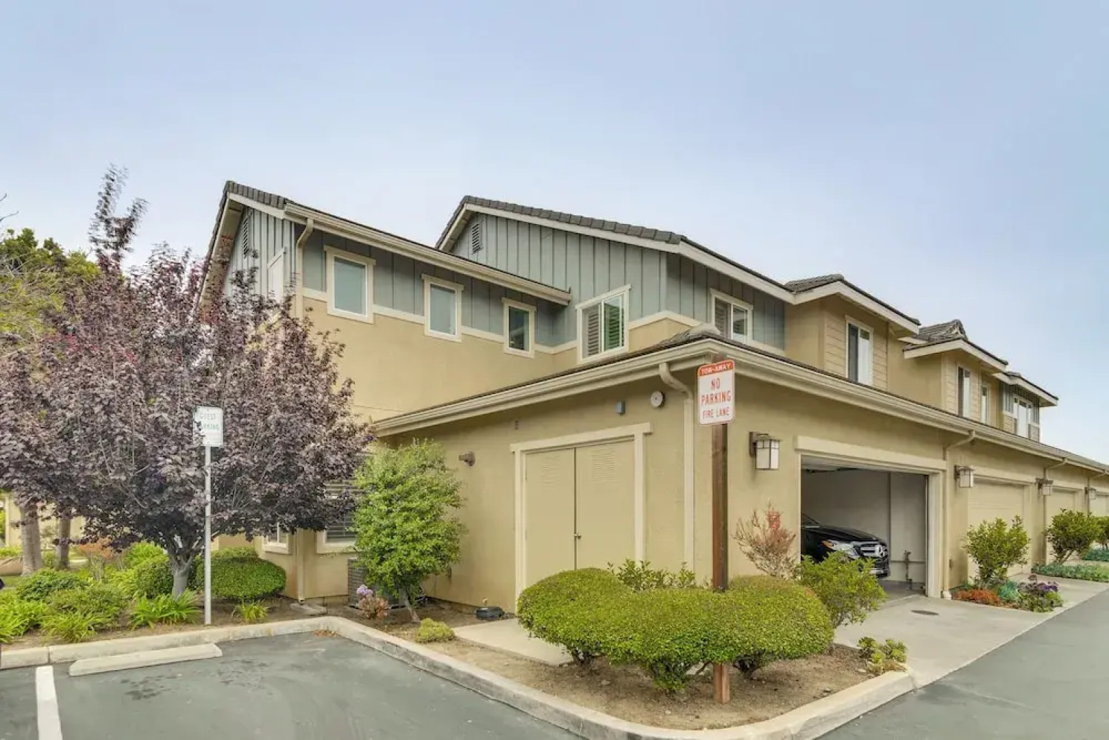 Walk to Beach: Luxe San Buenaventura Villa!