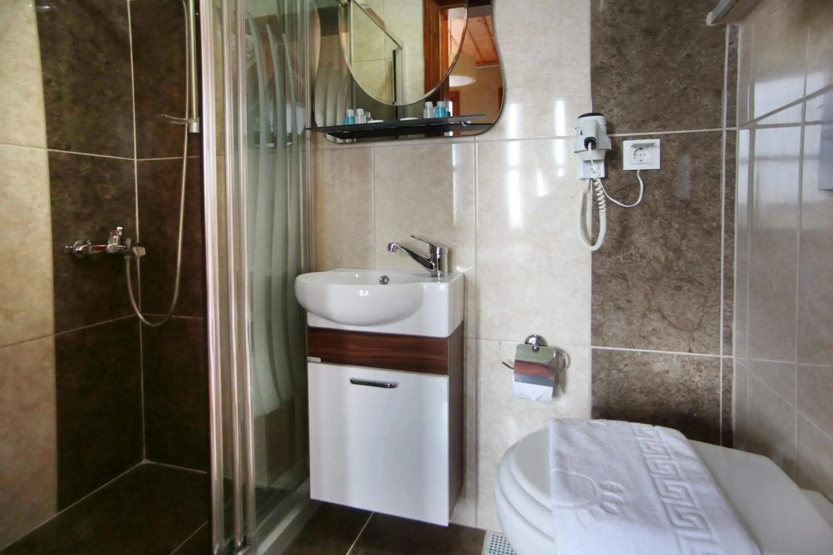 Theodian Hotel