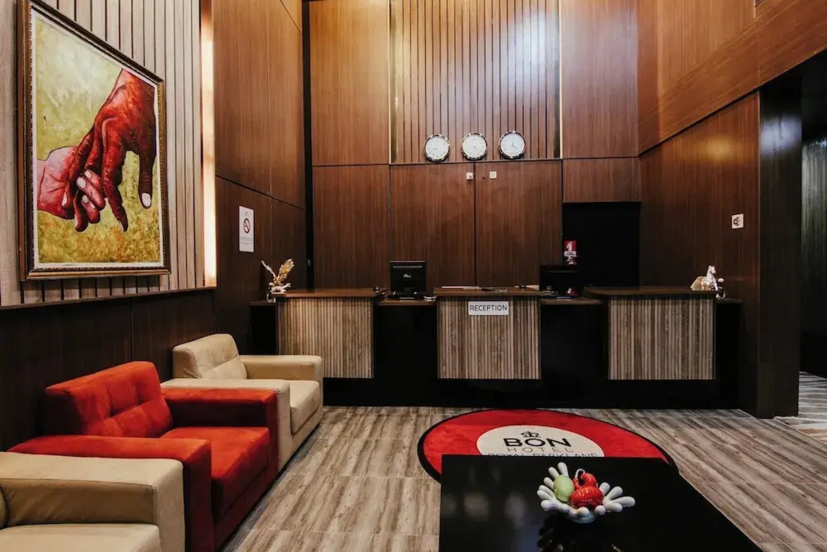 Bon Hotel Royal Parklane