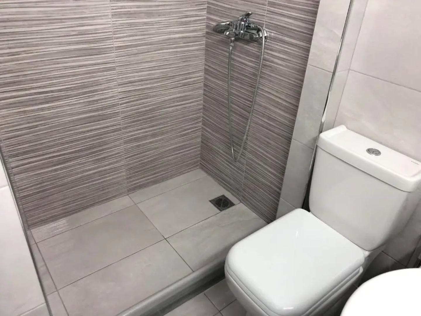 Bright apartment in Nea Palatia • Oropos