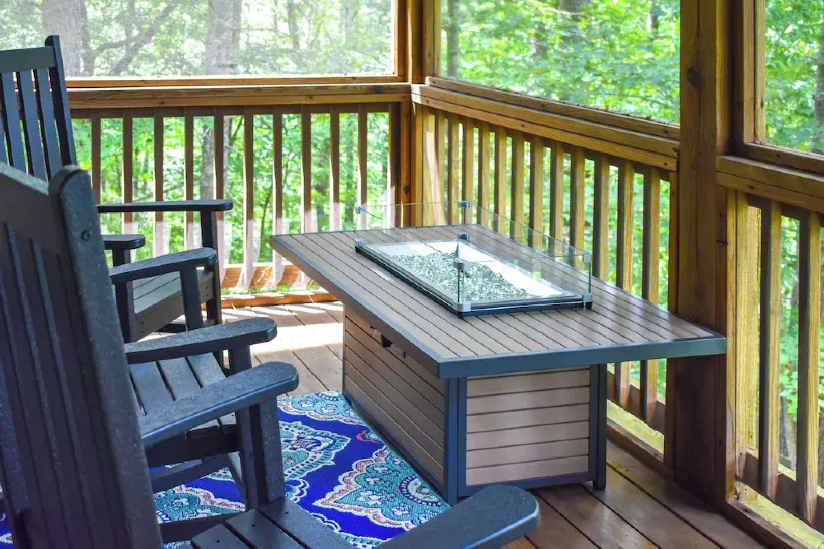 Spacious Georgia Escape w/ Fireplace, Deck & Grill