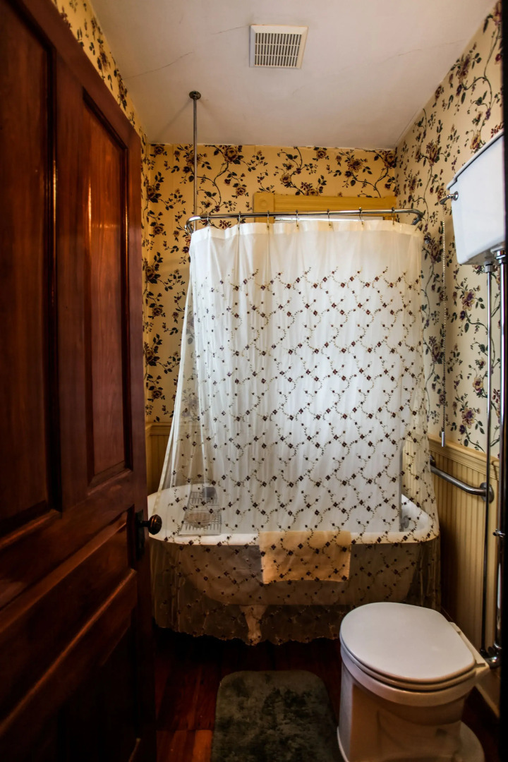 Hollerstown Hill B&B