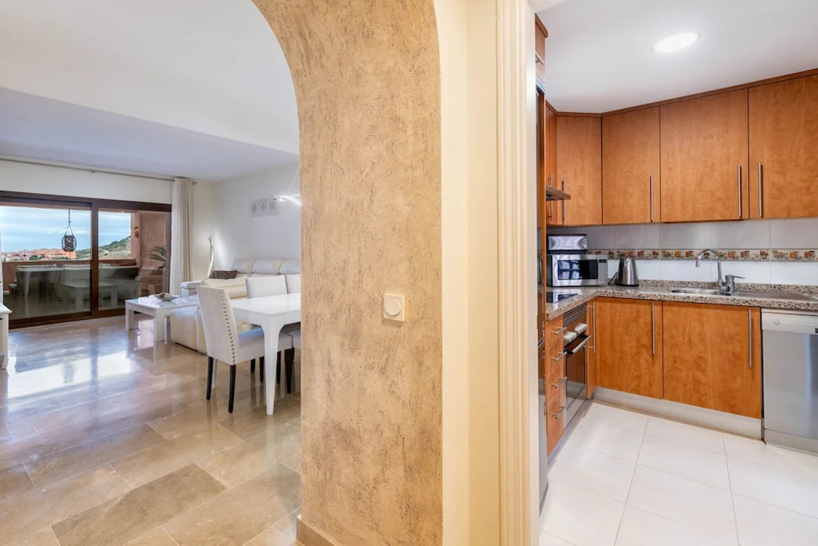 Coto Real Duquesa - Deluxe 2BR Apartment in Manilva, Sea Views, Pool, Wifi