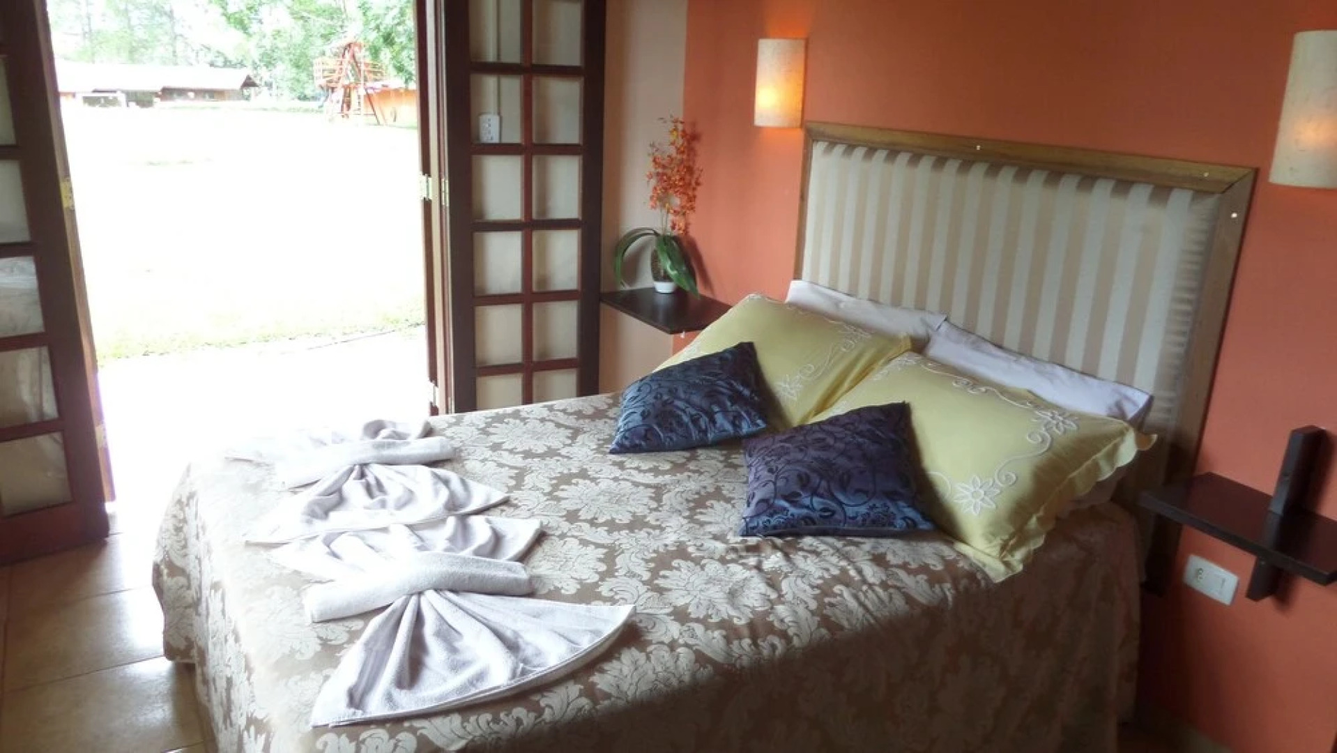 Pousada Canto do Lago