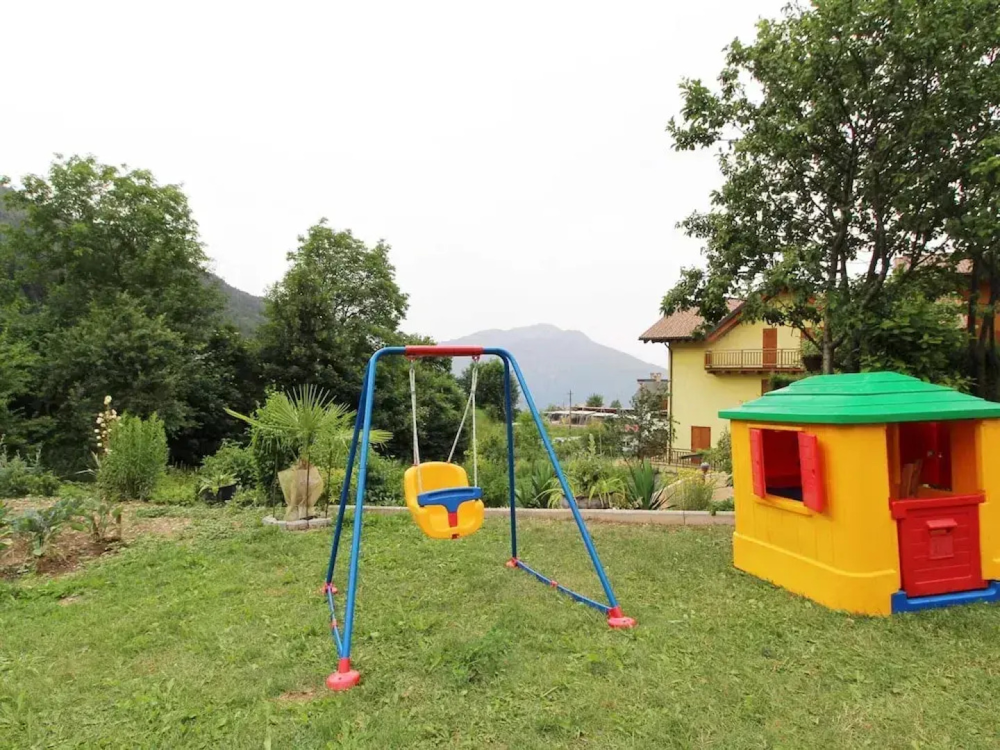 Family Retreat Near Garda
