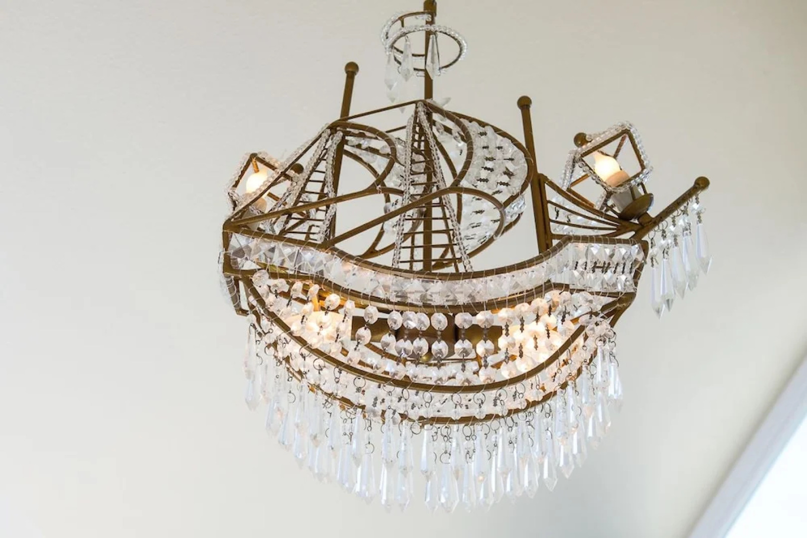 Sea Cliff 3 Br cottage by RedAwning