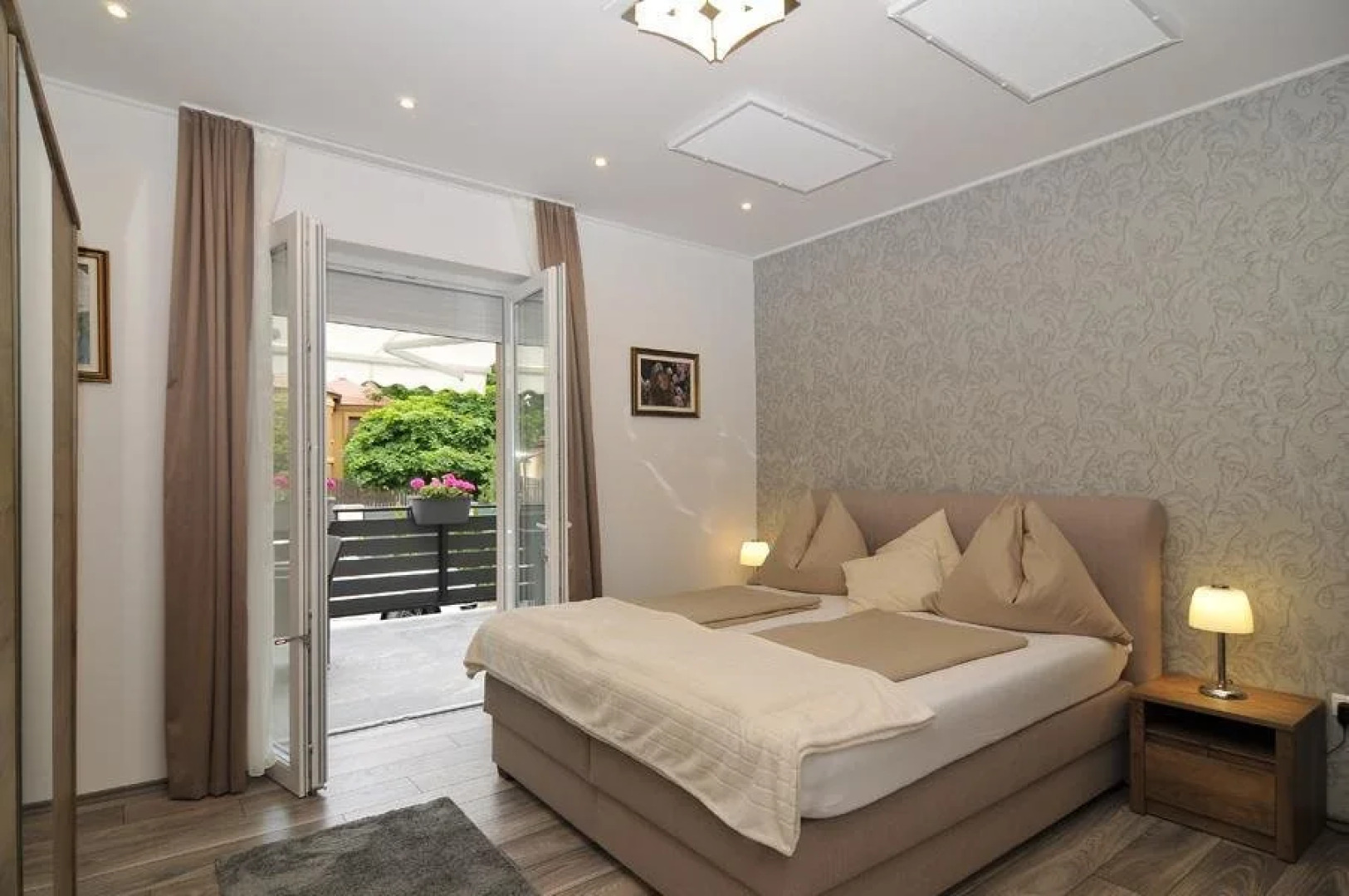 Silver Beach Apartments