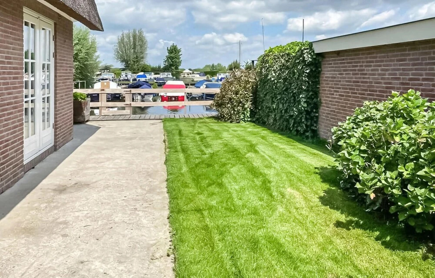 Stunning Home in Breukelen With 3 Bedrooms and Wifi