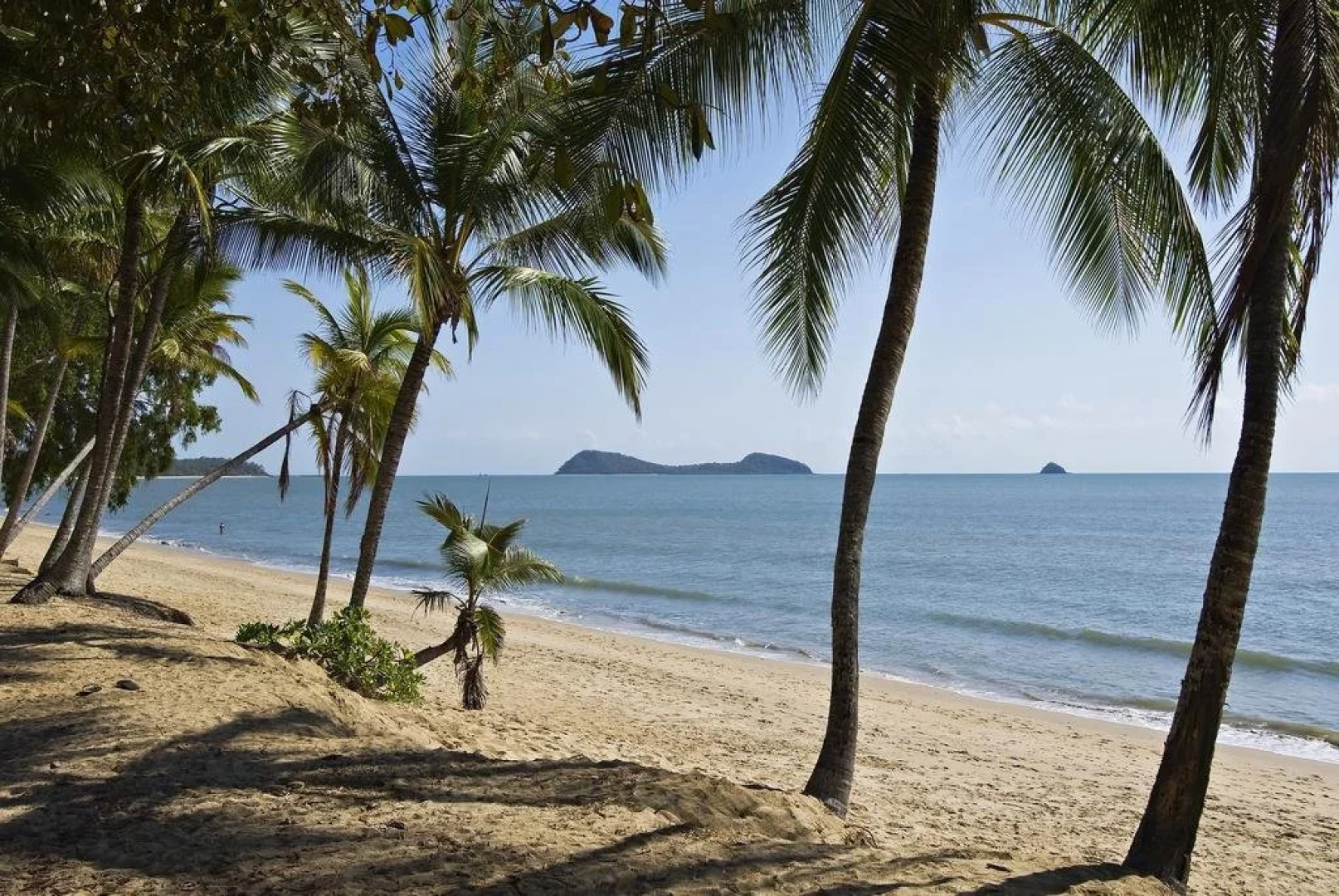 Reeflections Beachfront Holiday House