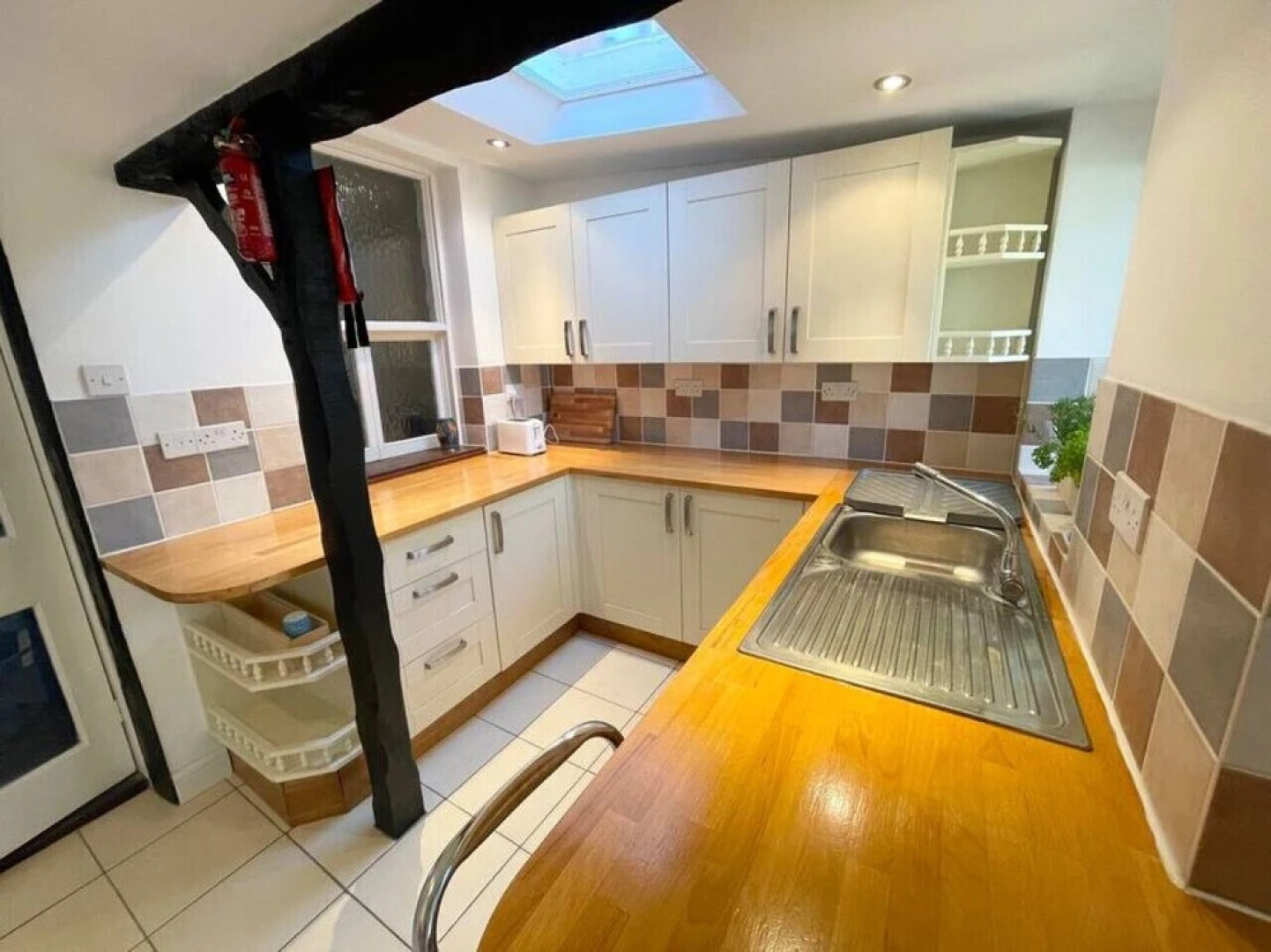 Park End House - Parking Pet Friendly - From 180 Per Night