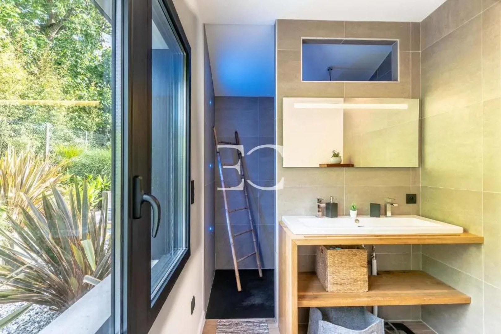 Easy Clés- Gorgeous 4 bedrooms villa with heated pool