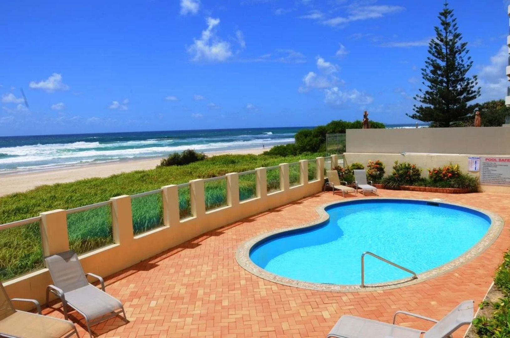 Anglesea Beachfront Court Holiday Units