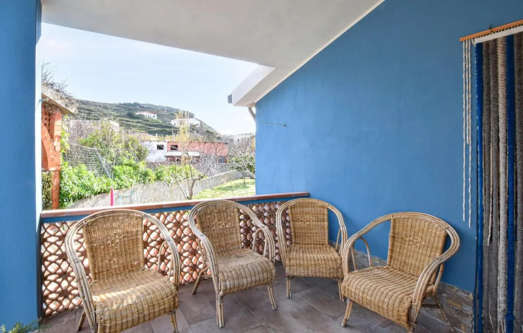 Stunning Home in S.caterina di Pittinur With 2 Bedrooms and Wifi
