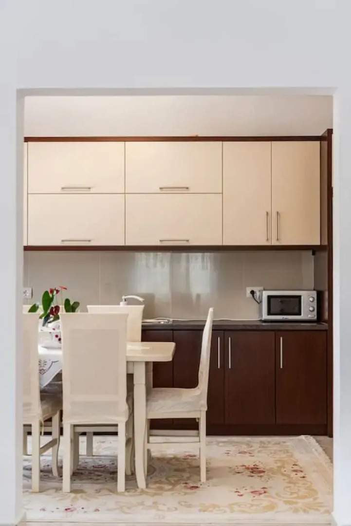 Hometown Apartment in Gjirokaster