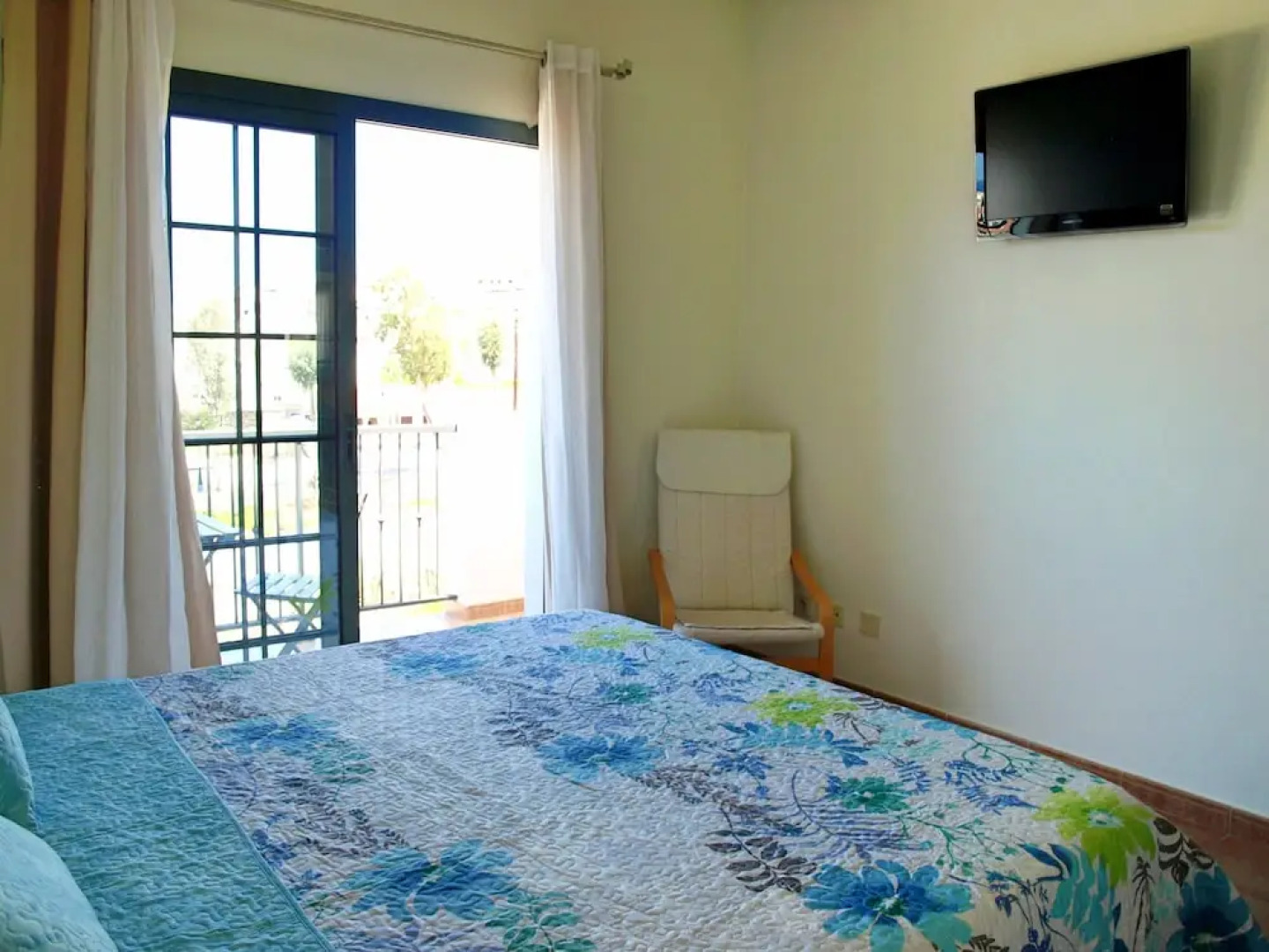 Flatguest Awesome Duplex