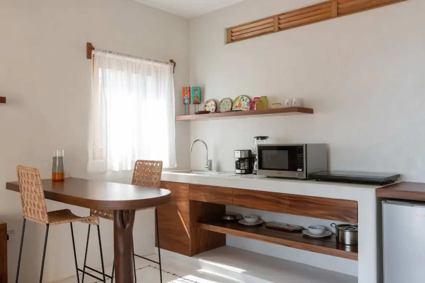 Casa Roni by Xeno